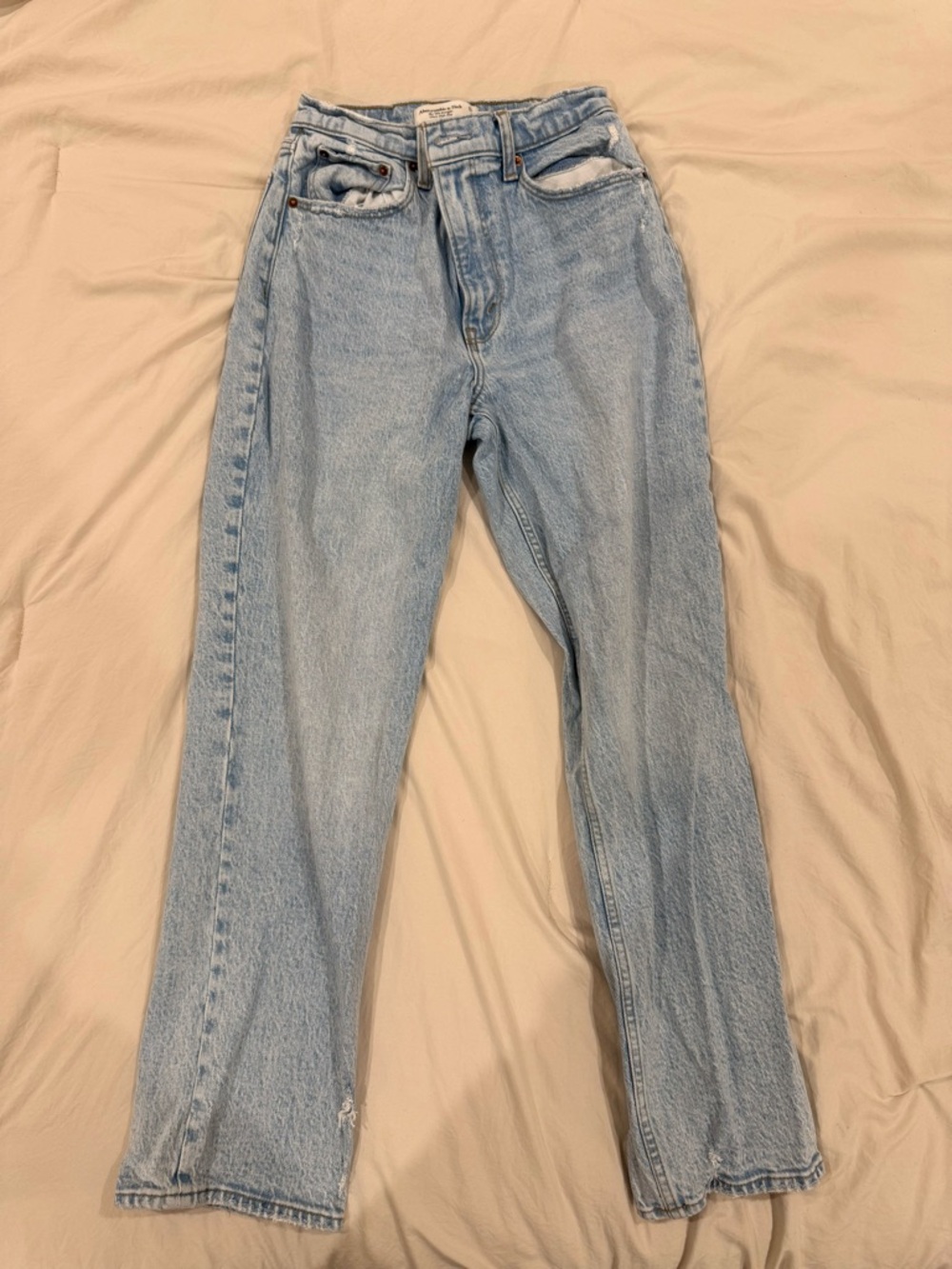 Abercrombie & Fitch Light Blue 90’s Straight Ultra High Rise Jeans